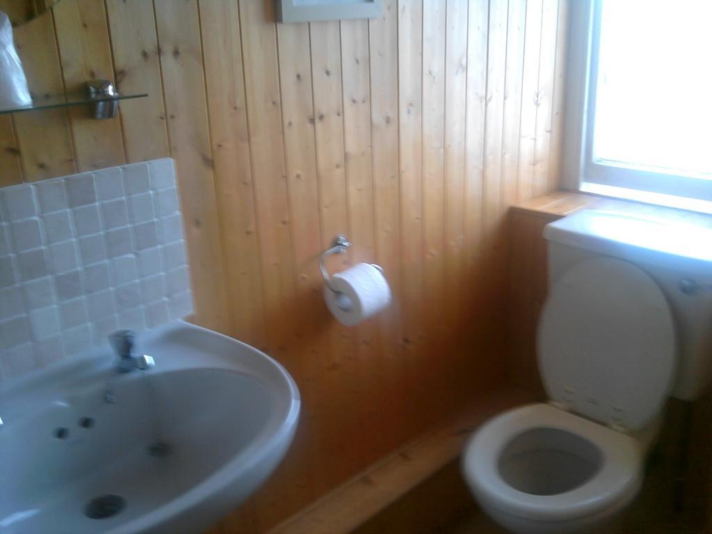 Trevelyan Hotel Douglas Room photo
